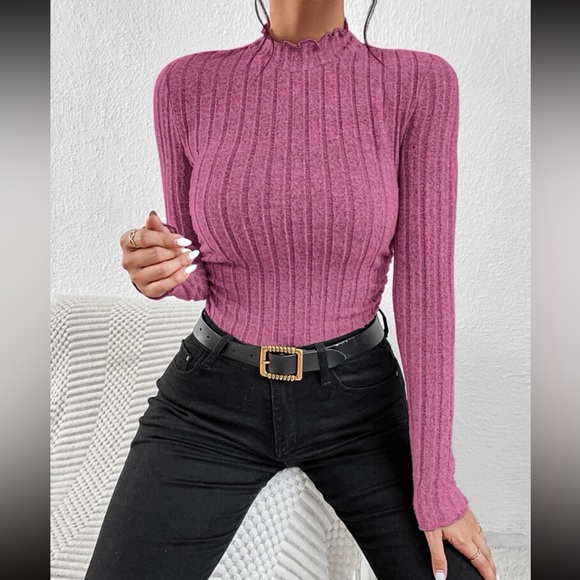 Mock neck ripped long sleeve tee - Picture 3 of 4